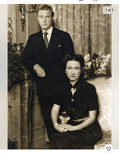 Load image into Gallery viewer, Autographed signature cut Duke and Duchess of Windsor