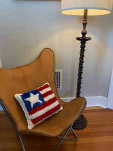 Needlepoint : Americana Flag Pillow