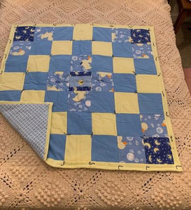 Quilt : Blue and Yellow with Ducks