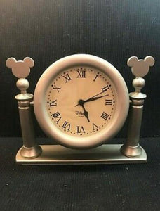 Vintage Mickey Mouse Silver Mantle /Desk Quartz Clock
